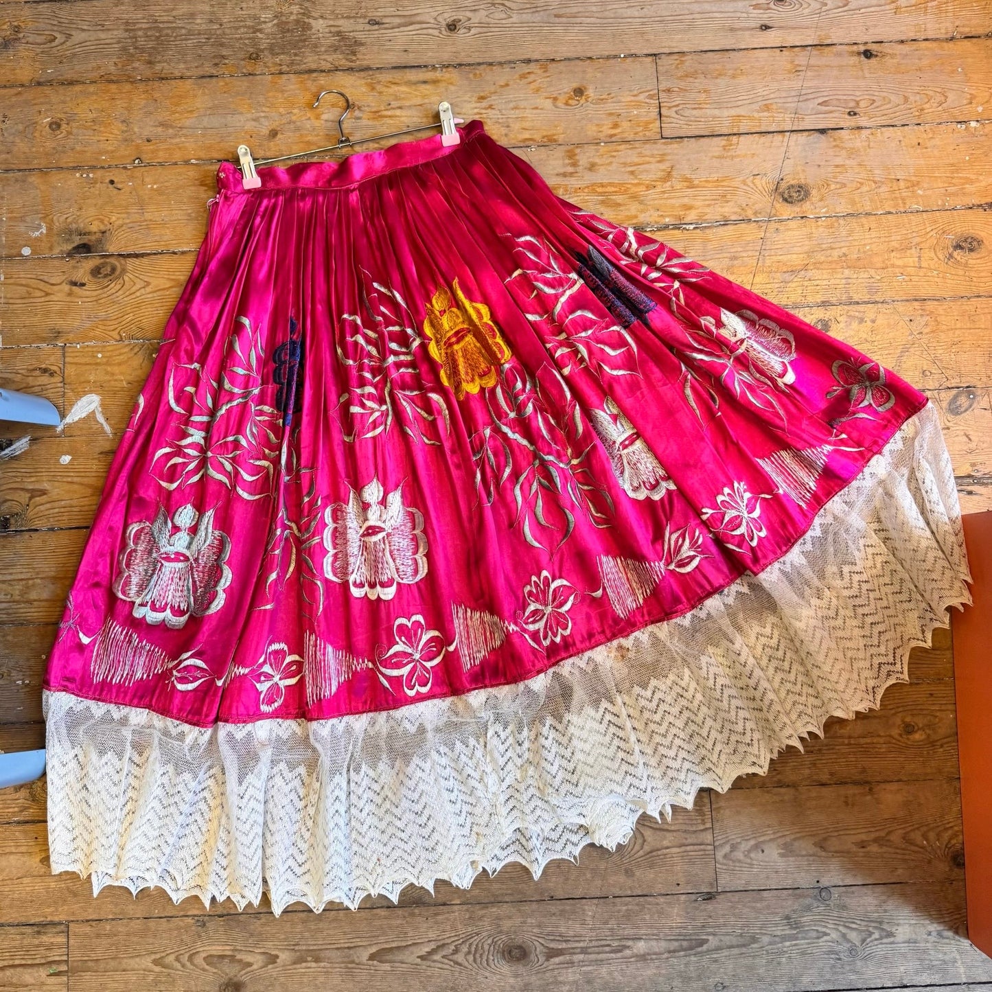 1920’s Mexican Tehuana Huipil Floral Embroidered Skirt UK 10