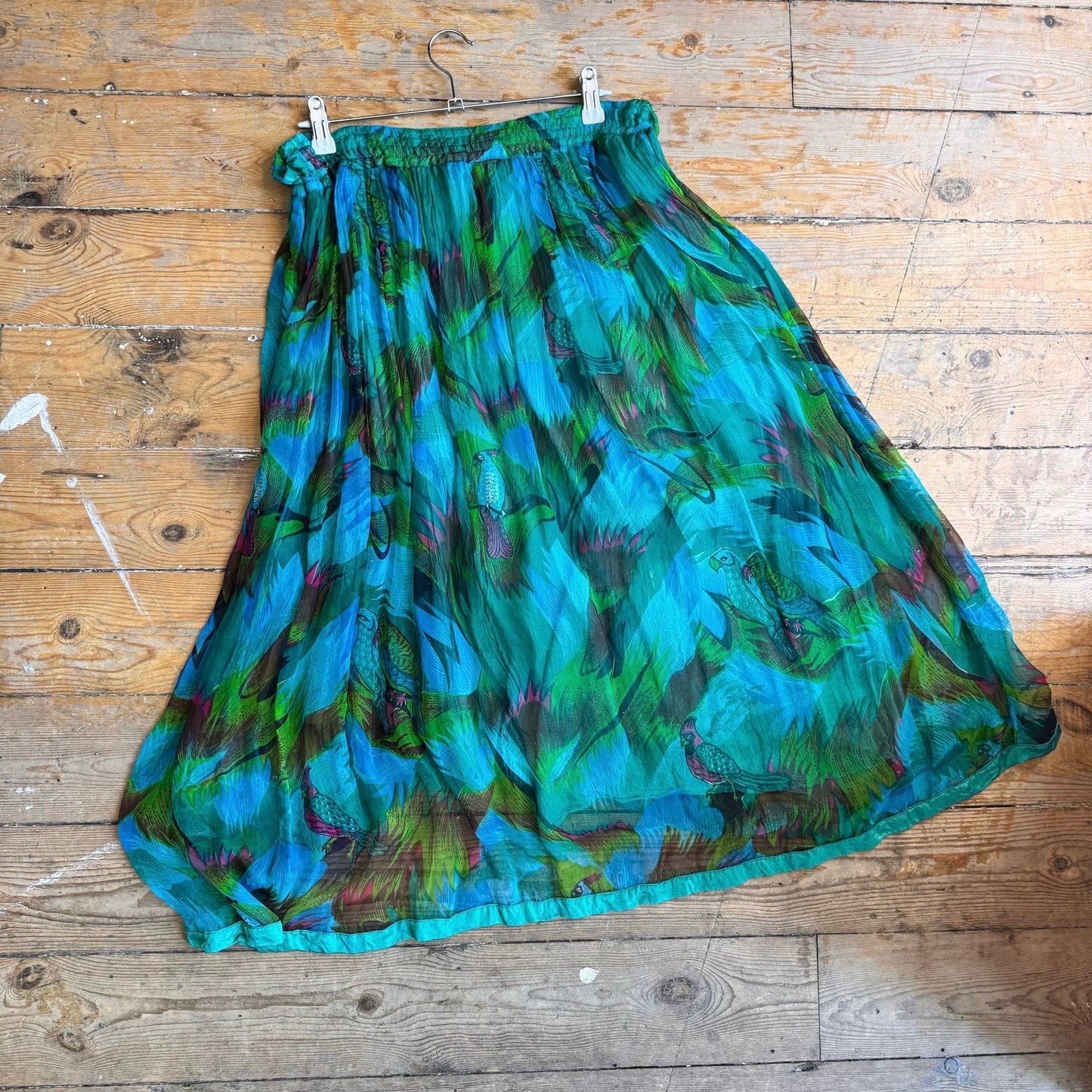 1980’s Abstract Parrot Print Skirt One Size