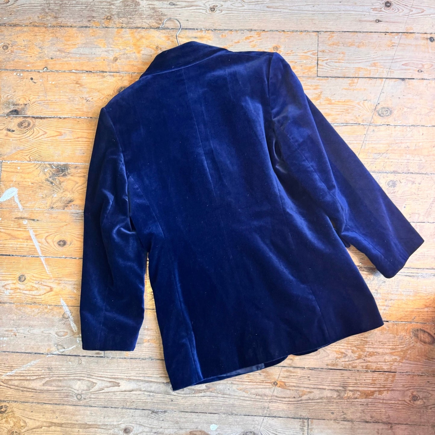 1980’s Midnight Blue Velvet Blazer 10-12