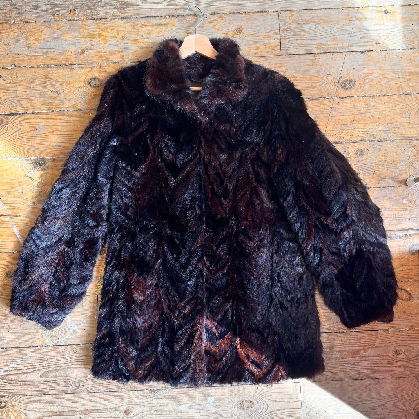 1980’s Päls Bruno Scandinavian Chevron Mink Fur Coat UK 12