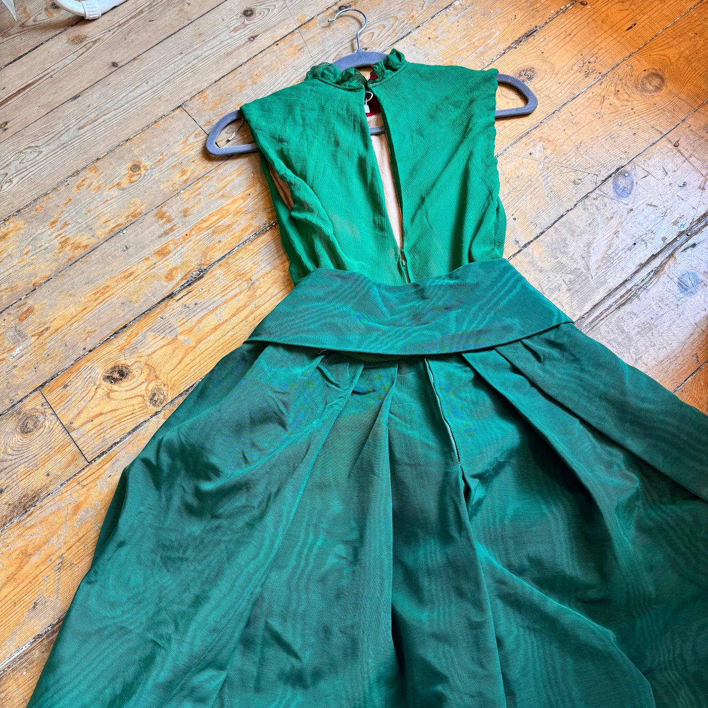 1940’s/ 1950’s Emerald Moiré Silk Full Skirt Dress UK 8