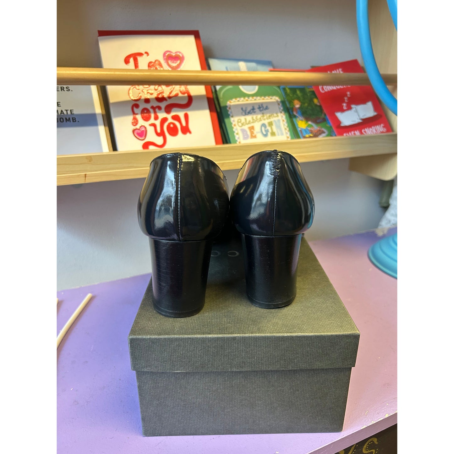 Gucci Black & Gold Horsebit Loafers UK 6.5