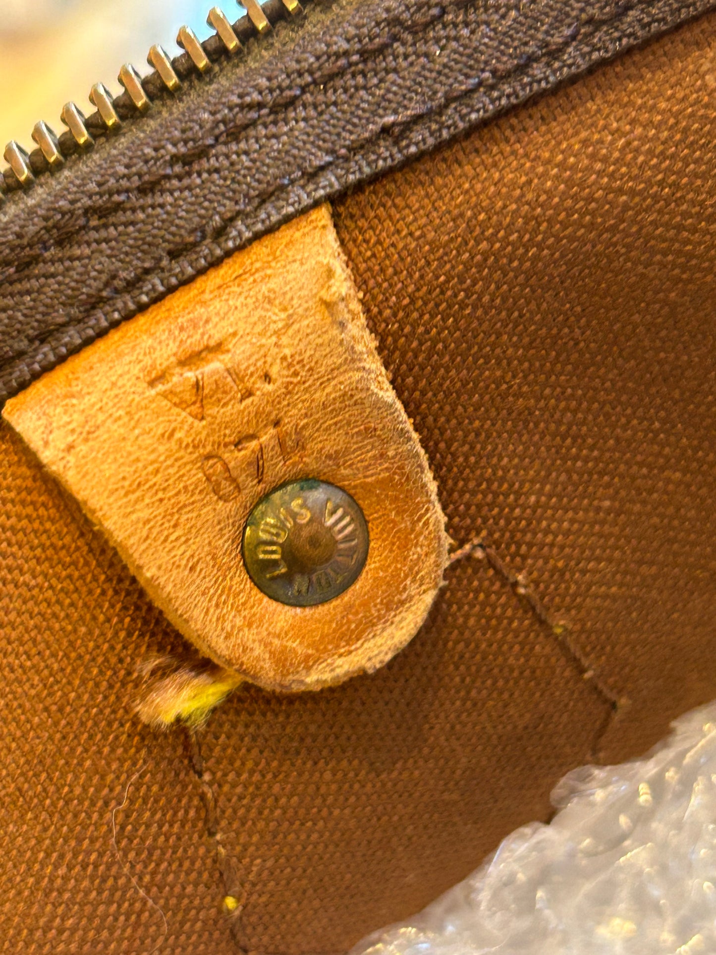 1987 Louis Vuitton Speedy 35
