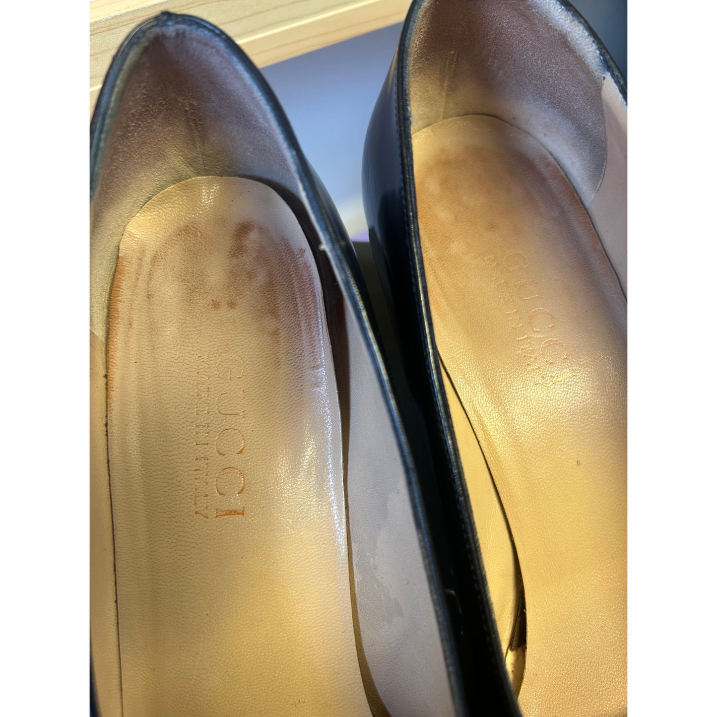Gucci Black & Gold Horsebit Loafers UK 6.5