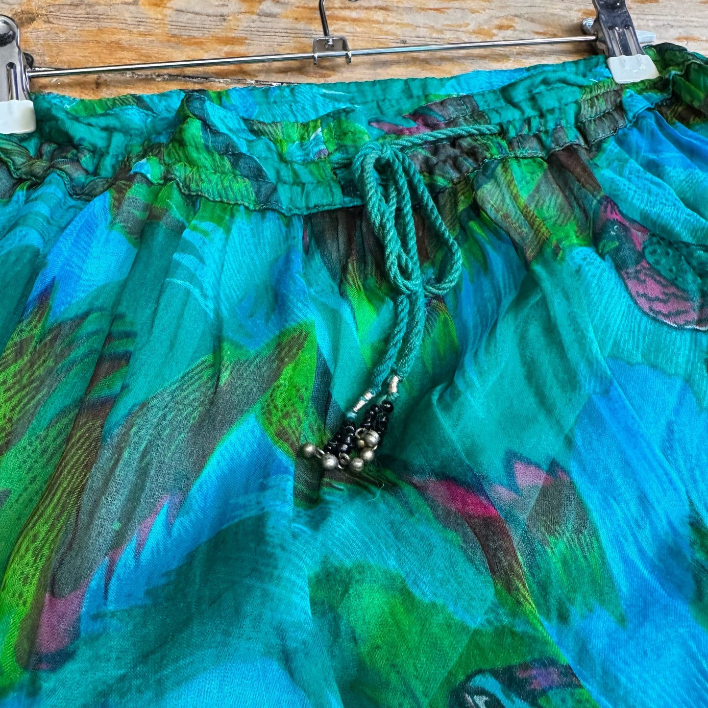 1980’s Abstract Parrot Print Skirt One Size