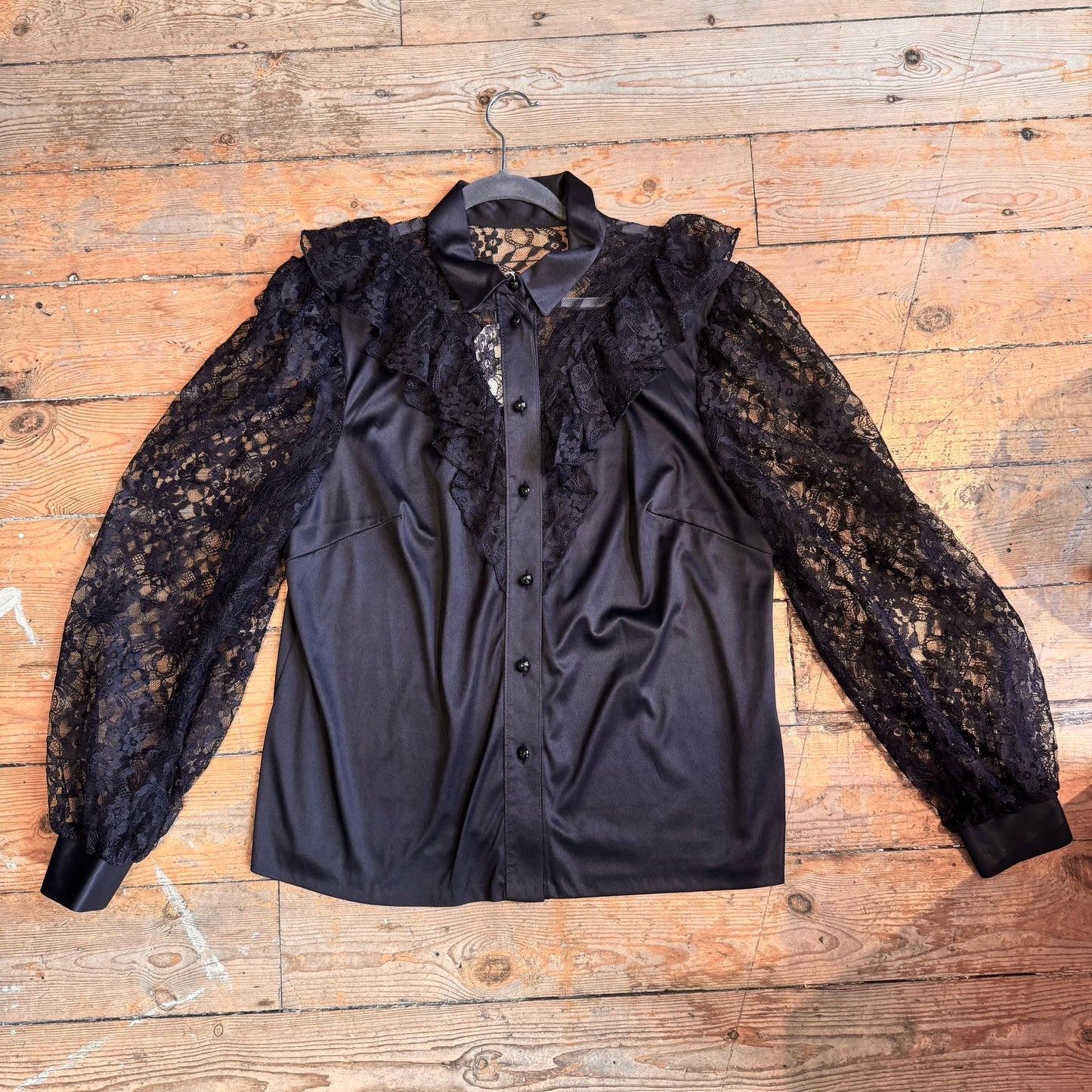 1980’s Ruffle Frilly Lace Blouse UK 16