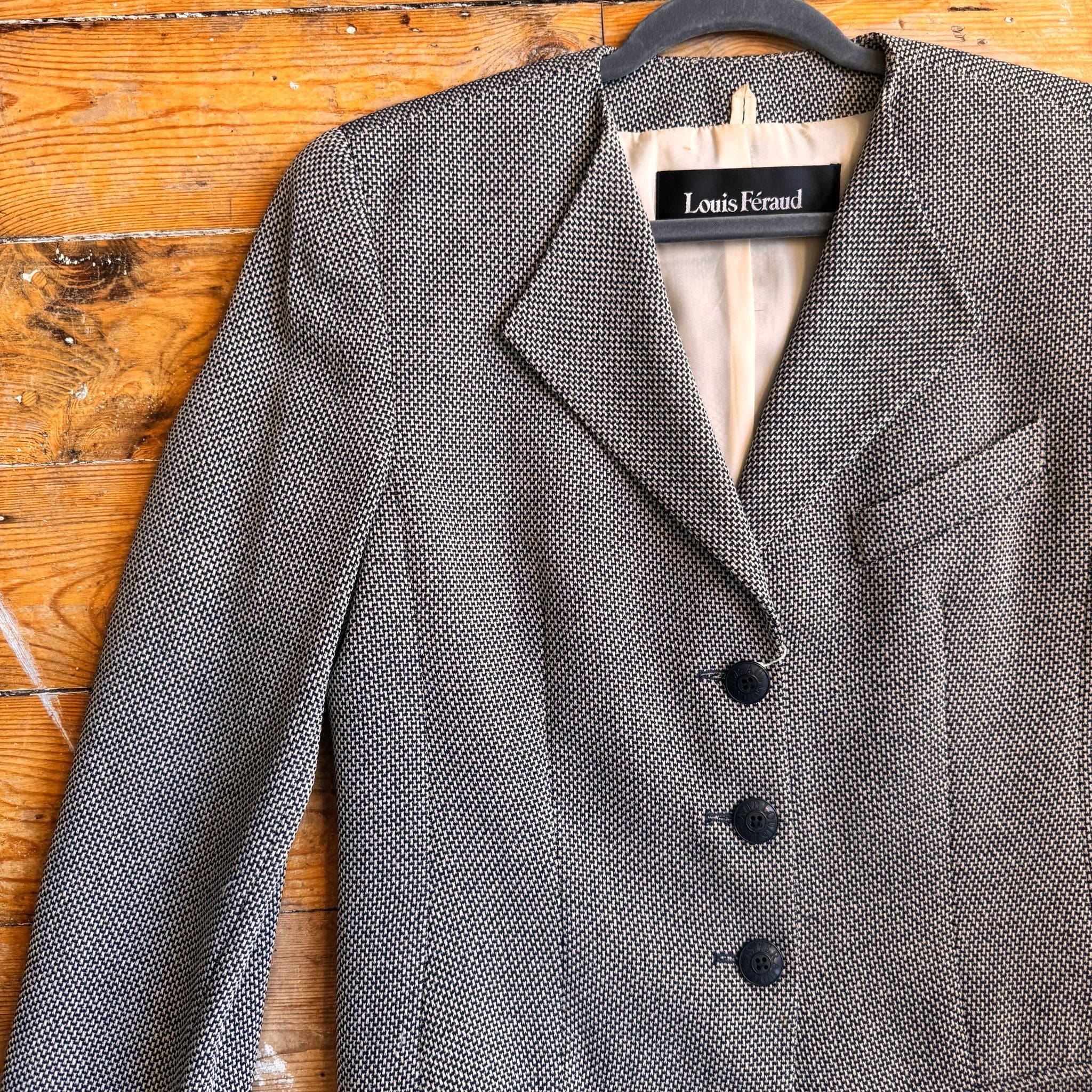 1980's Louis Féraud Blazer UK 12-14 – The Velvet Pig Vintage