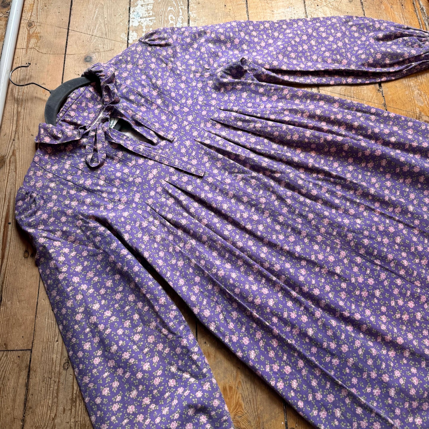 1970’s Laura Ashley Wales Ditsy Floral Dress UK 8