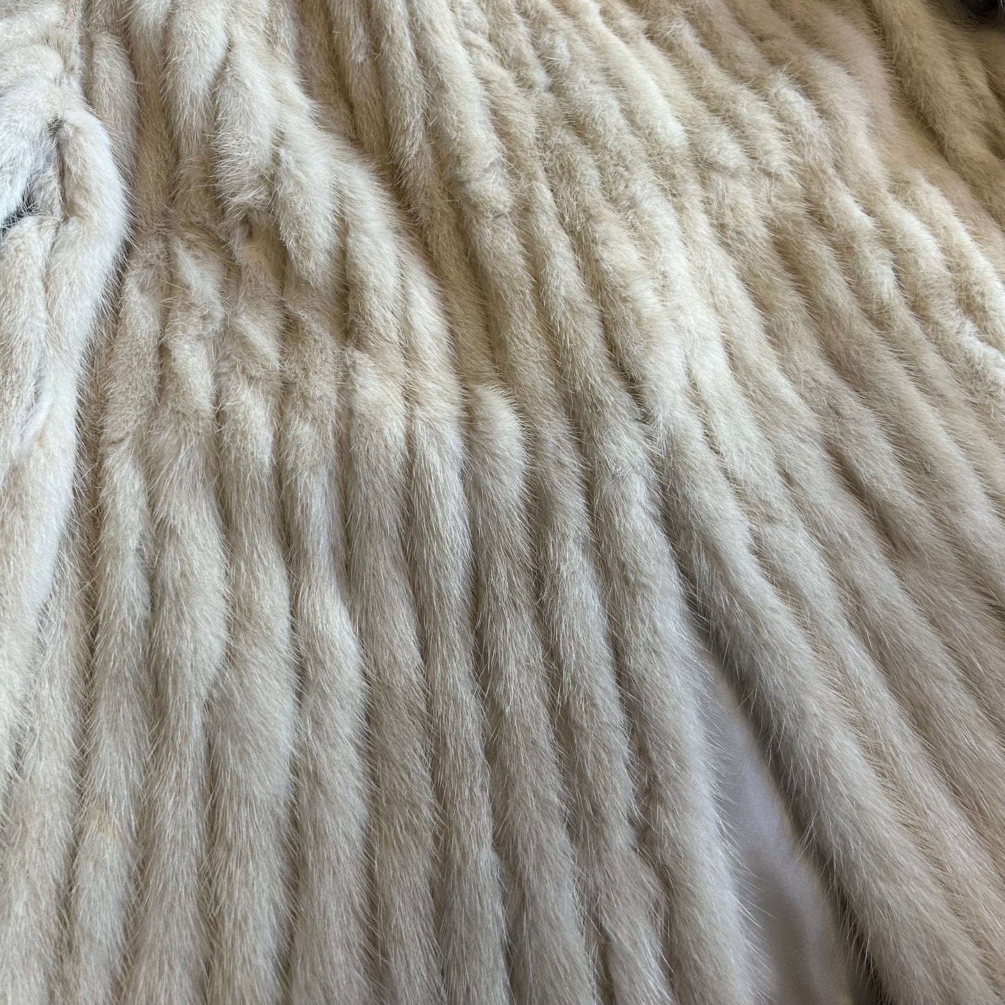 1980’s Blonde Mink Fur Jacket UK 10-12